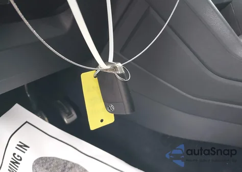 2021 Volkswagen Tiguan 2.0T Se/2.0T Se R-Line Black/2.0T Sel z USA, uszkodzony, nr VIN 3VV3B7AX5MM070111